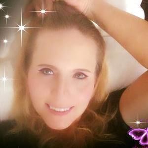 Meet your Posher, Traci